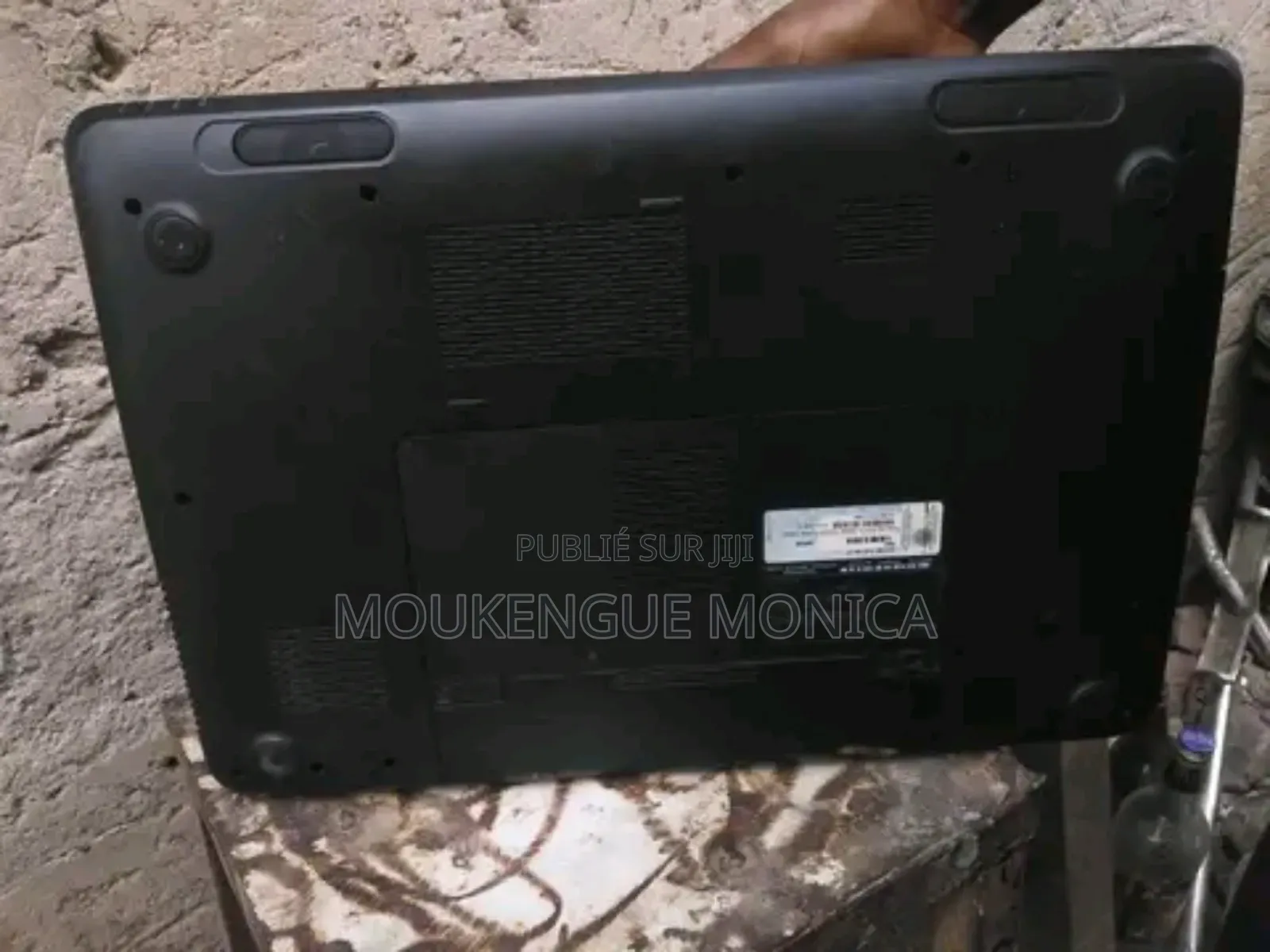 Ordinateur portable Dell Inspiron 15 5578 6GB Intel Core i5 SSD 640GB