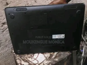 Ordinateur portable Dell Inspiron 15 5578 6GB Intel Core i5 SSD 640GB