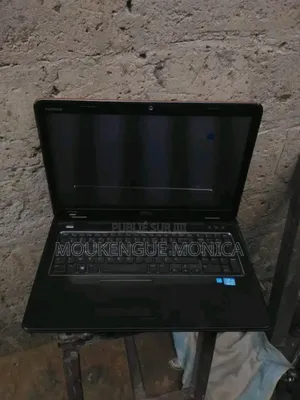 Ordinateur portable Dell Inspiron 15 5578 6GB Intel Core i5 SSD 640GB