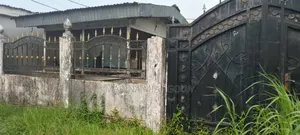 3chbre Appartement dans Loandjili à Vendre