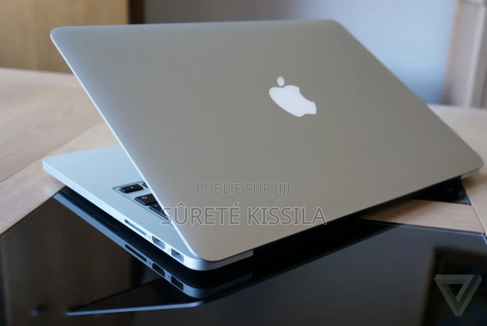 Nouveau Apple MacBook Pro 256GB Intel Core i7 SSHD (Hybrid) 2T