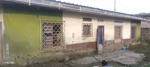 5chbre Maison dans O.A.F Immobilier, Loandjili à Vendre