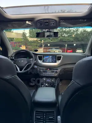 Honda Vezel 2017 Noir