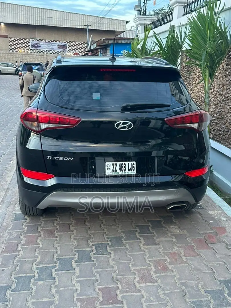 Honda Vezel 2017 Noir