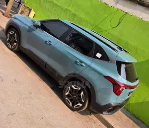 Nouveau Kia Seltos 2023 Bleu