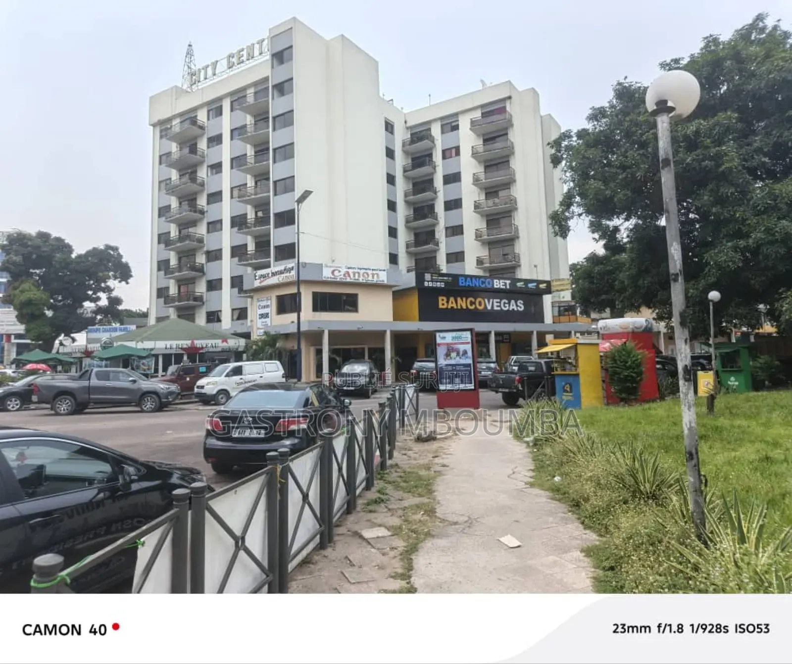 20chbre Blocs d'appartements dans Immeuble City Center, Poto-Poto