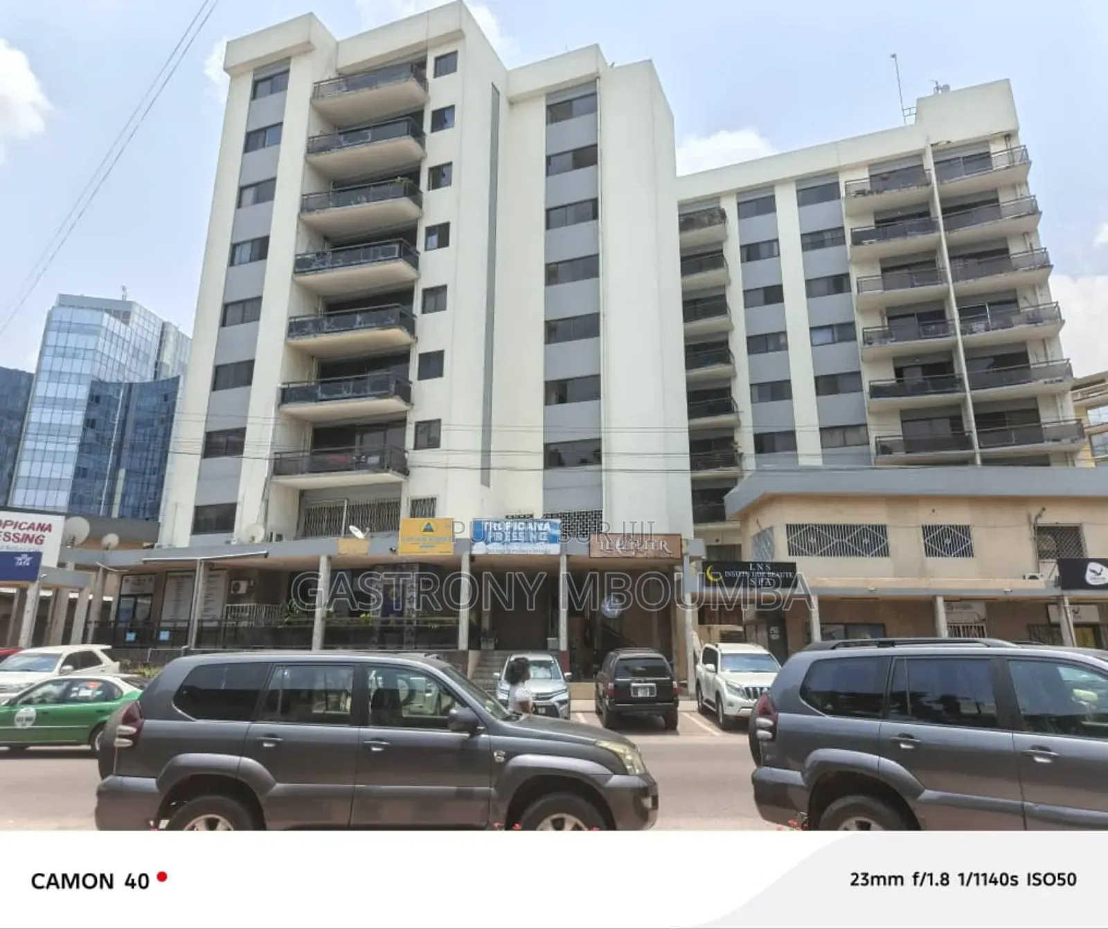 20chbre Blocs d'appartements dans Immeuble City Center, Poto-Poto