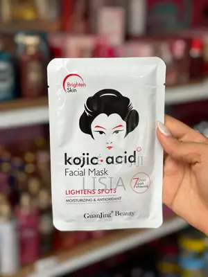 Paquet De 7 Masques À l'Acide Kojique.