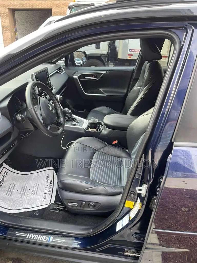 Nouveau Toyota RAV4 Limited AWD 2023 Bleu