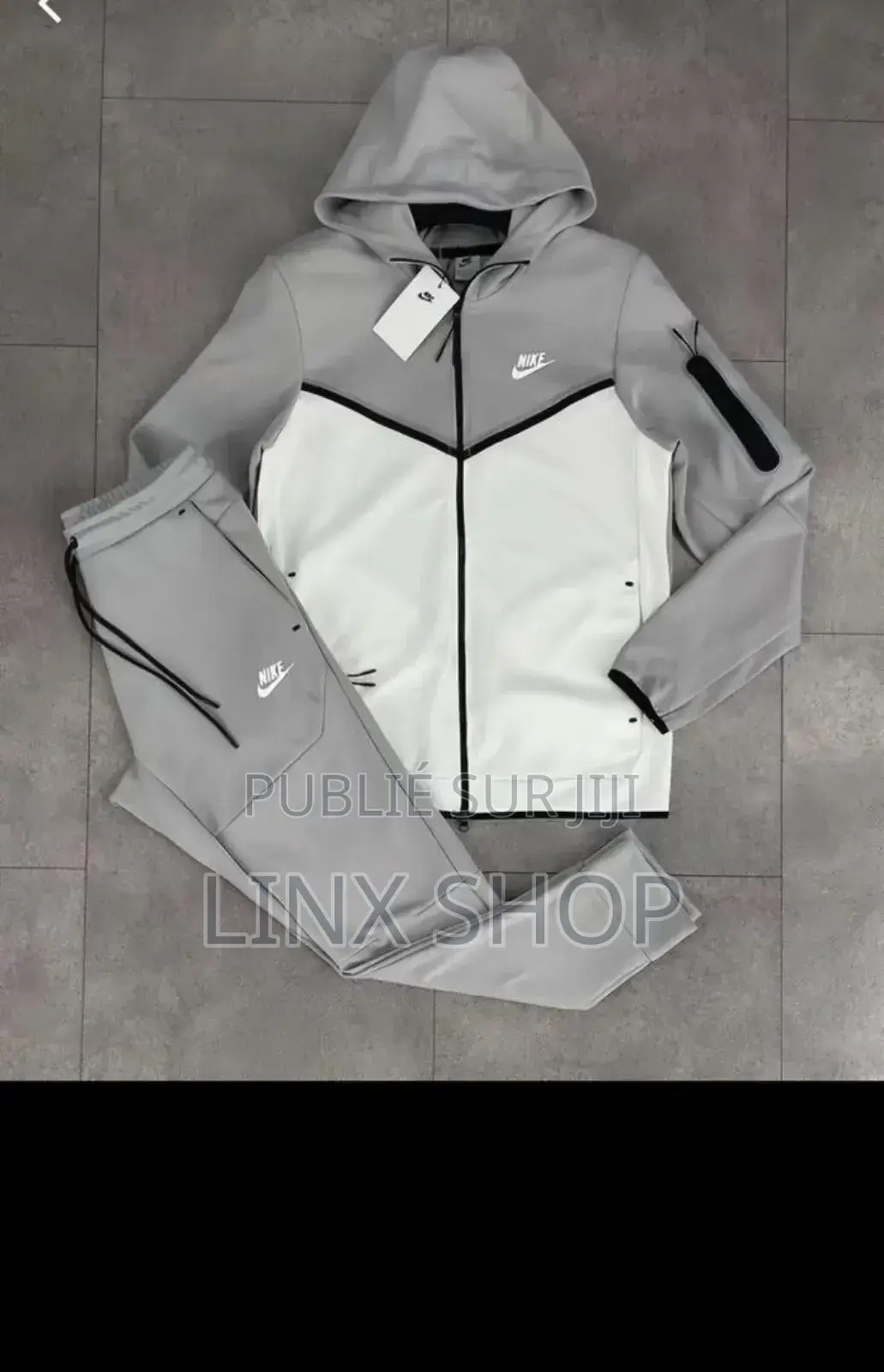 Des Jolis Complets Nike