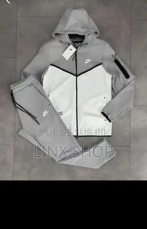 Des Jolis Complets Nike