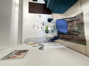 Meublé 1chbre Chambre et salon dans Sandrine Djimaldet, Lumumba à Louer