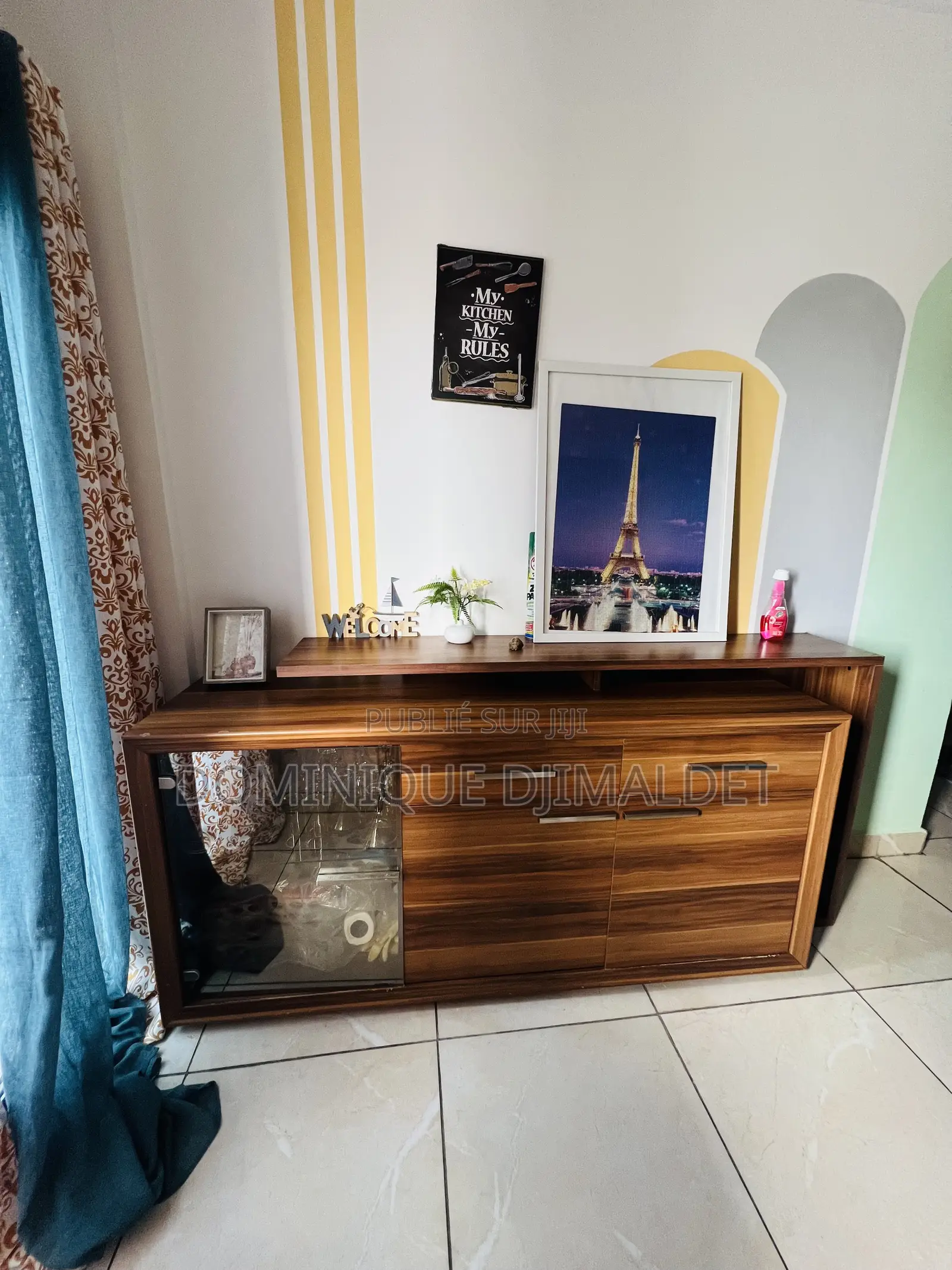 Meublé 1chbre Chambre et salon dans Sandrine Djimaldet, Lumumba à Louer