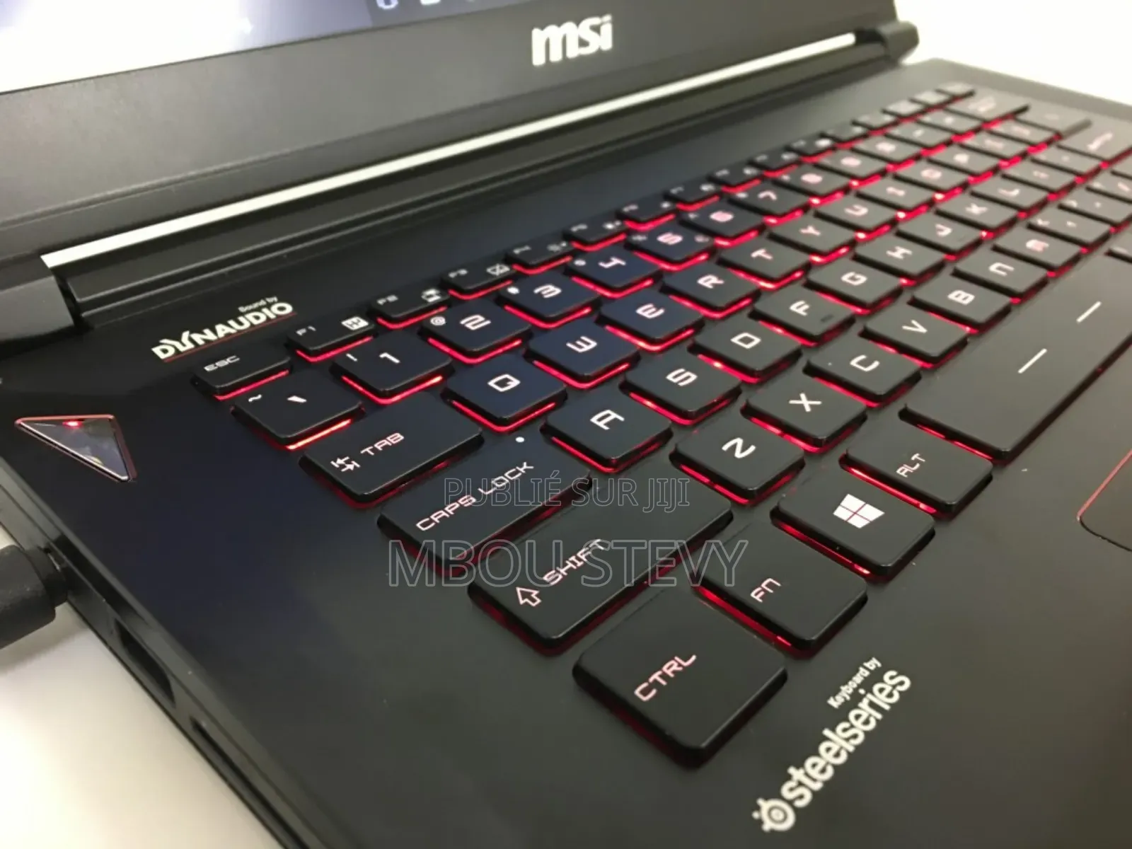 Ordinateur portable MSI Crosshair 15 16GB Intel Core i7 HDD+SSD 1T