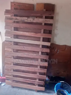 Lit Bat Bois Rouge 3 Places