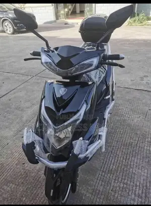 Nouveau Autre 2025 Noir