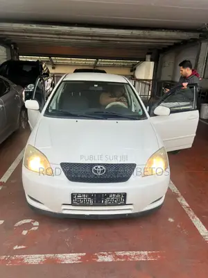 Toyota Corolla Sedan 2005 Blanc