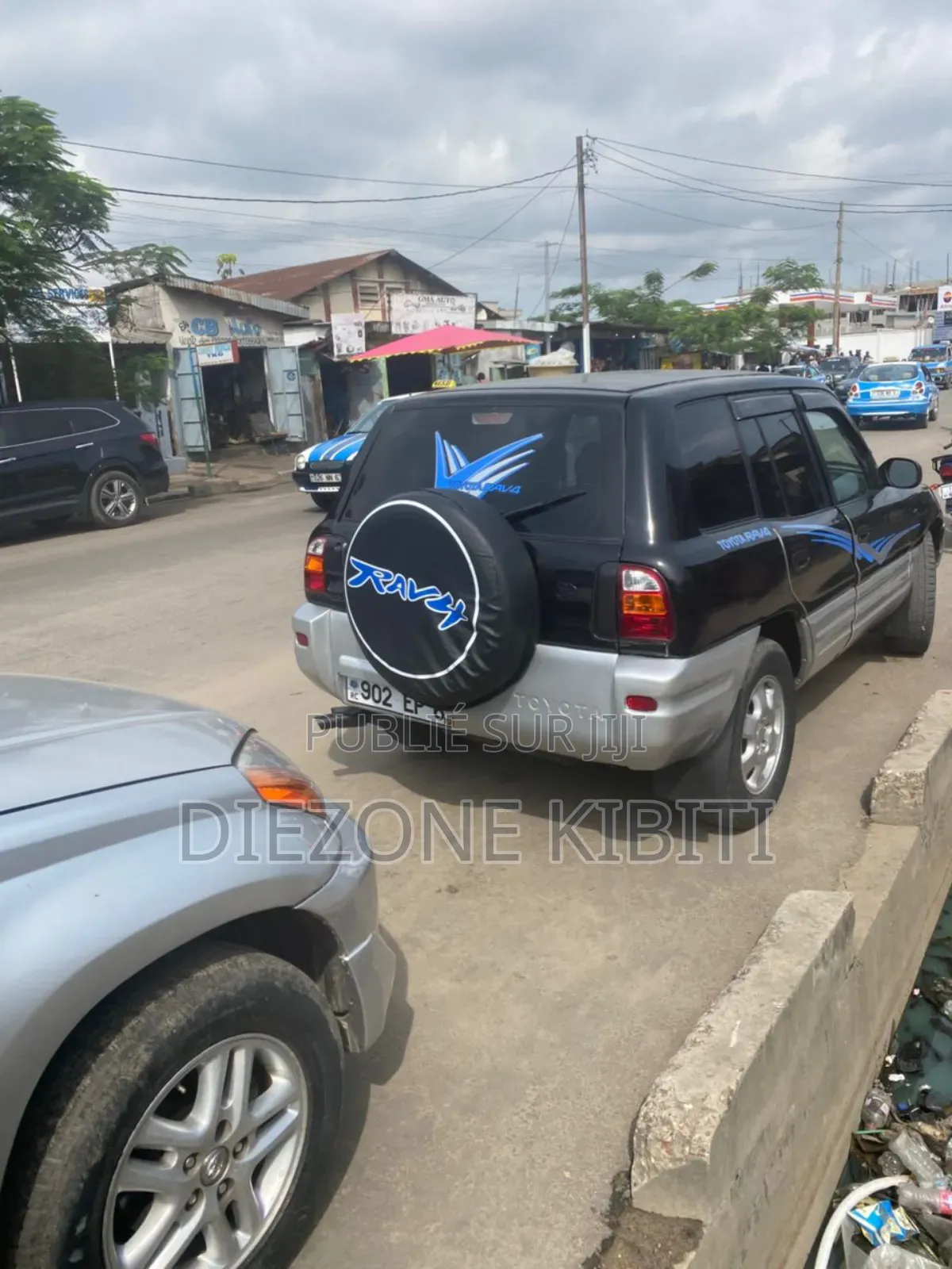 Toyota RAV4 2024 Noir
