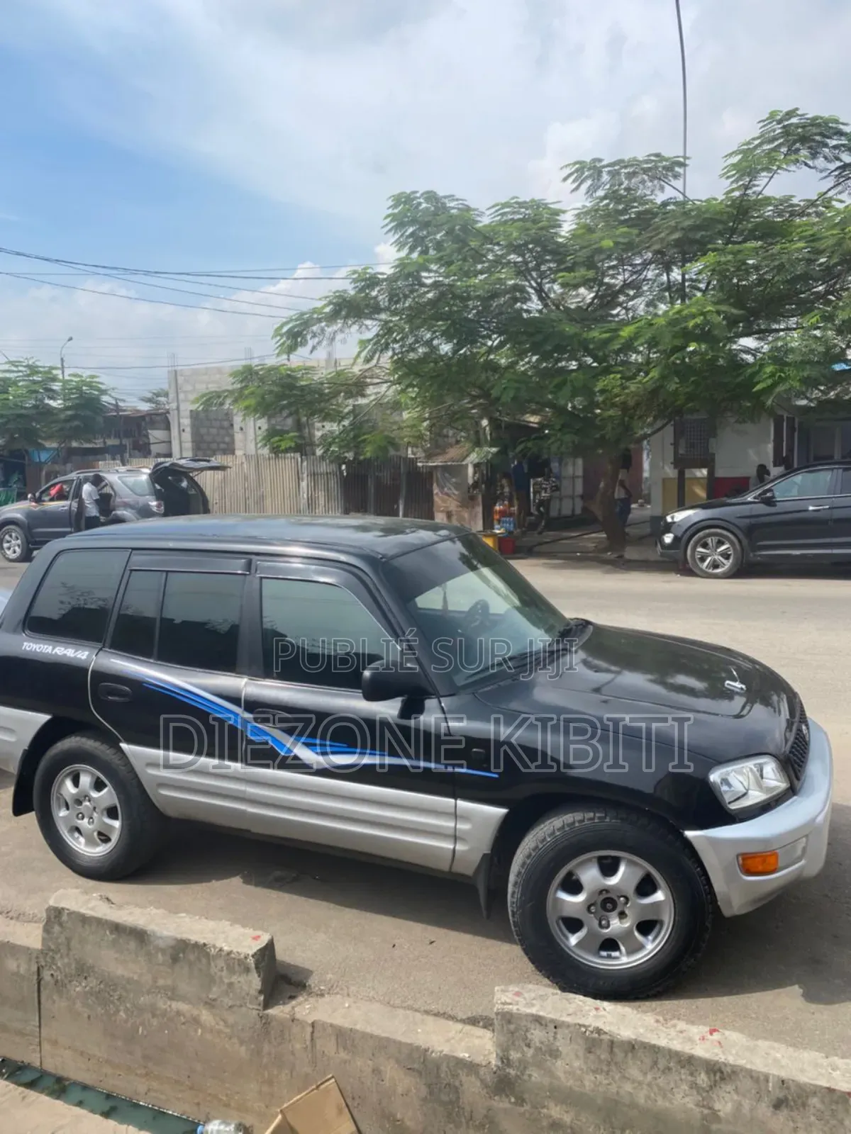 Toyota RAV4 2024 Noir