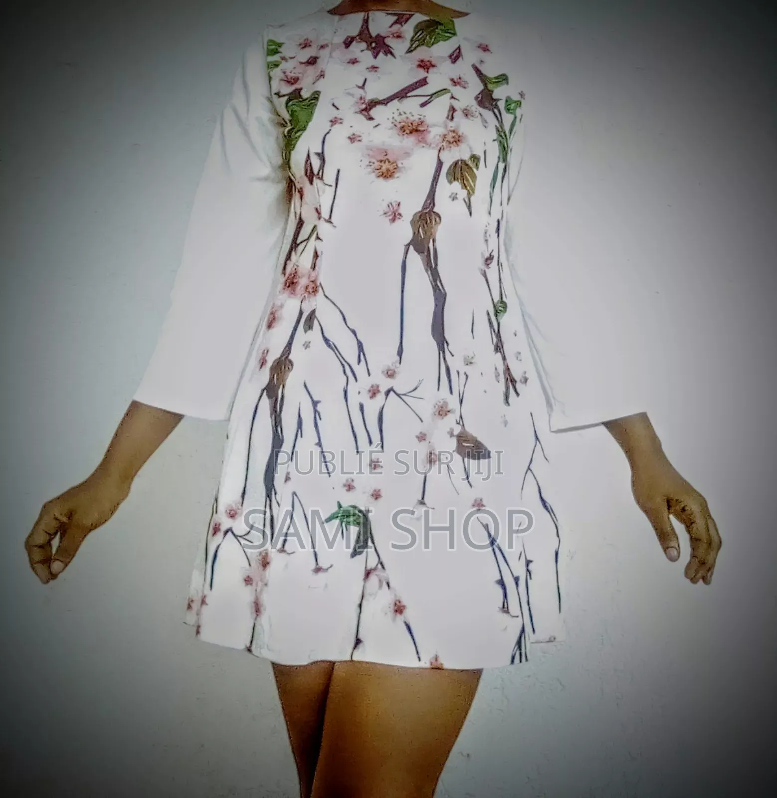 Robe Courte Florale (Style Et Élégance)