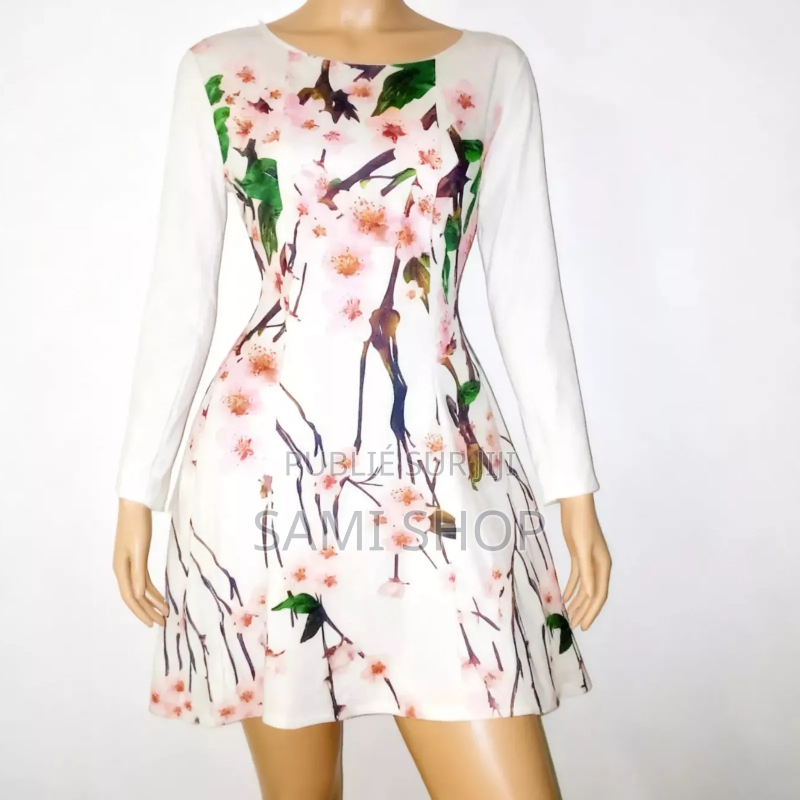 Robe Courte Florale (Style Et Élégance)