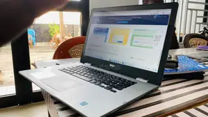 Nouveau Dell Inspiron 11 3000 12GB Intel Core i7 SSD 256GB