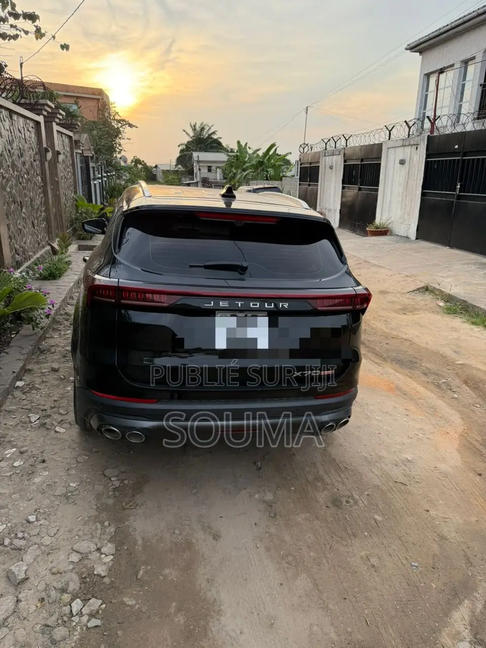 Jetour X70 1.5 7-Seater FWD 2022 Noir