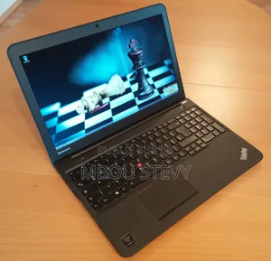 Lenovo IdeaPad S530 8GB Intel Core i5 SSHD (Hybrid) 500GB