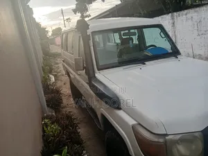 Toyota Land Cruiser 2008 Blanc