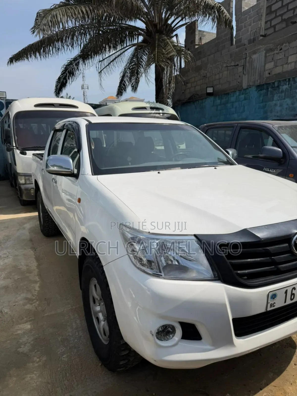 Toyota Hilux Revo Double Cab Deisel 2.8 RWD 2019 Blanc cassé