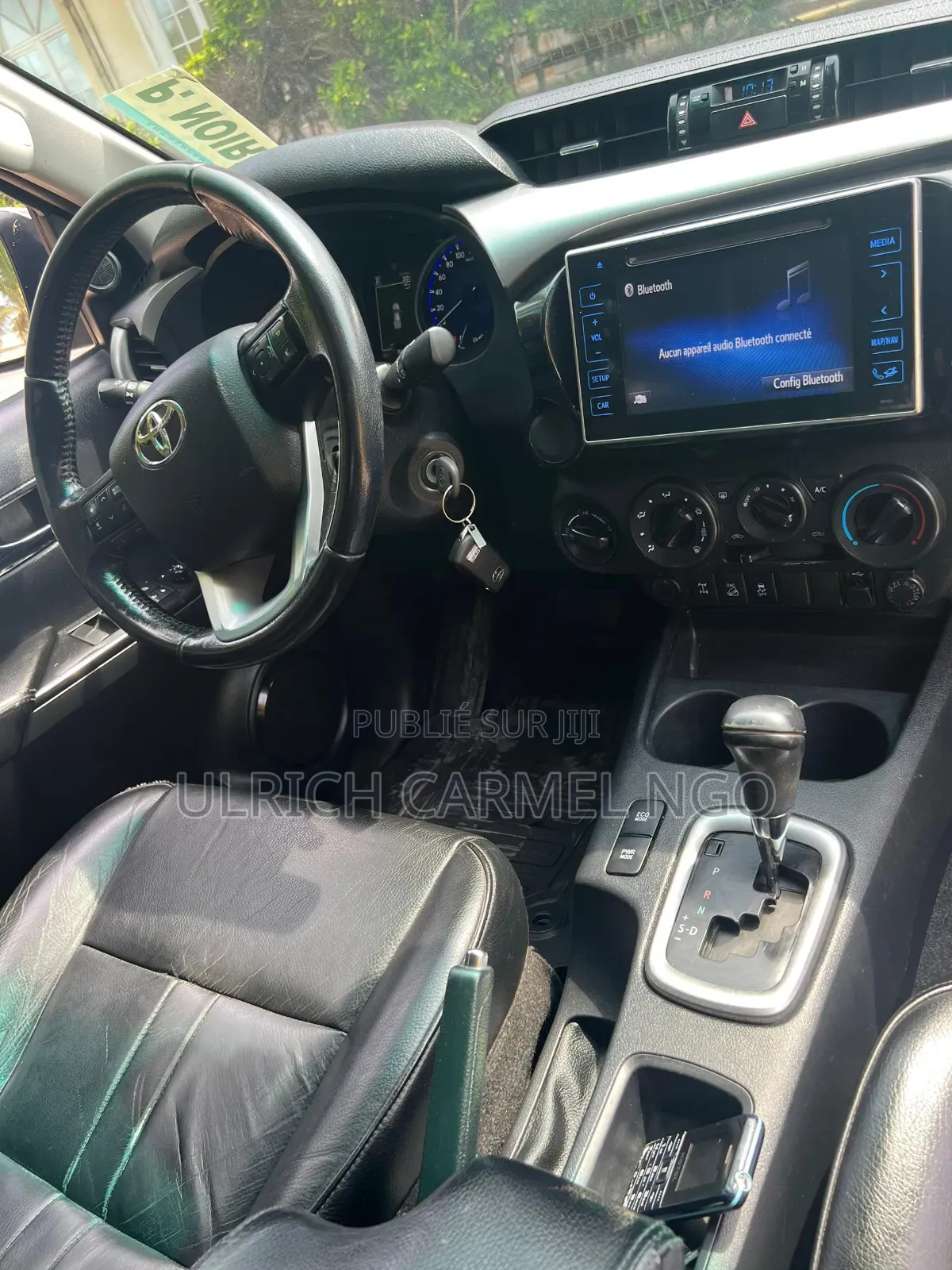 Toyota Hilux Revo Smart Cab Deisel 2.4 RWD 2017 Noir Mat