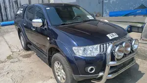 Renault 10 2012 Gris