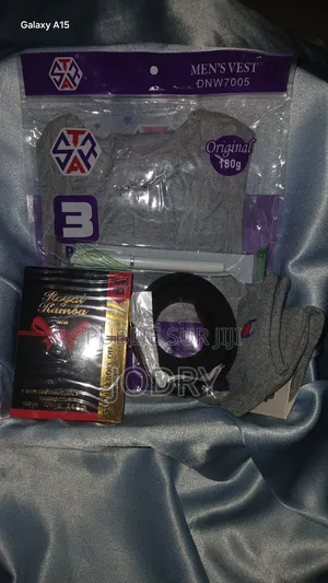 Box Homme, Meilleur Cadeau D'anniversaire, Composé Du Nécessaire.