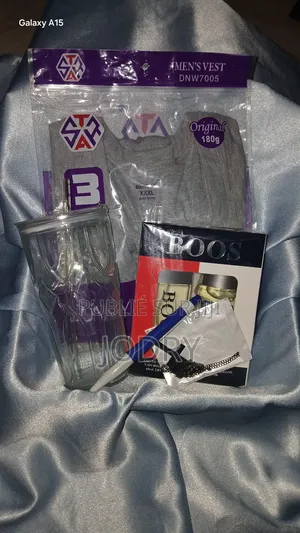 Box Homme, Meilleur Cadeau D'anniversaire, Composé Du Nécessaire.