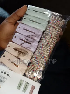 Pour Vos Habits 800frs