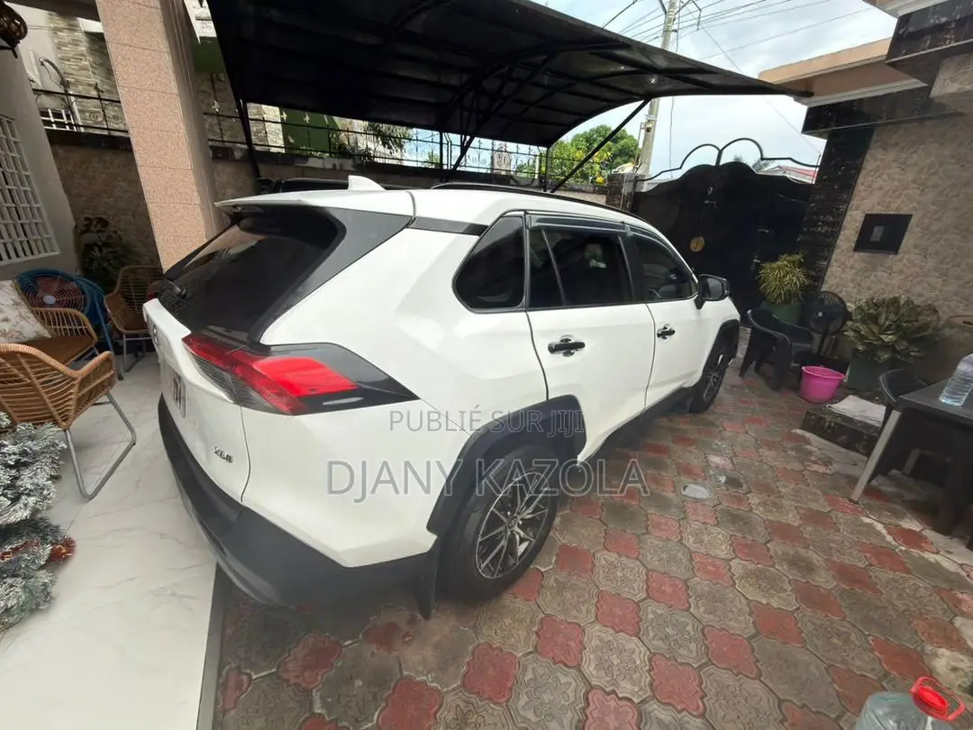 Toyota RAV4 2020 Blanc