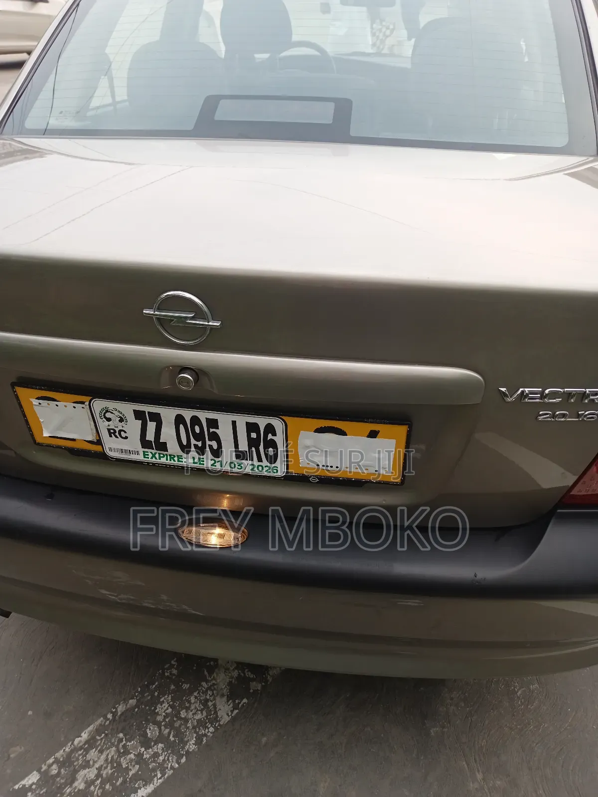 Opel Vectra Break 1.6 2000 Gris