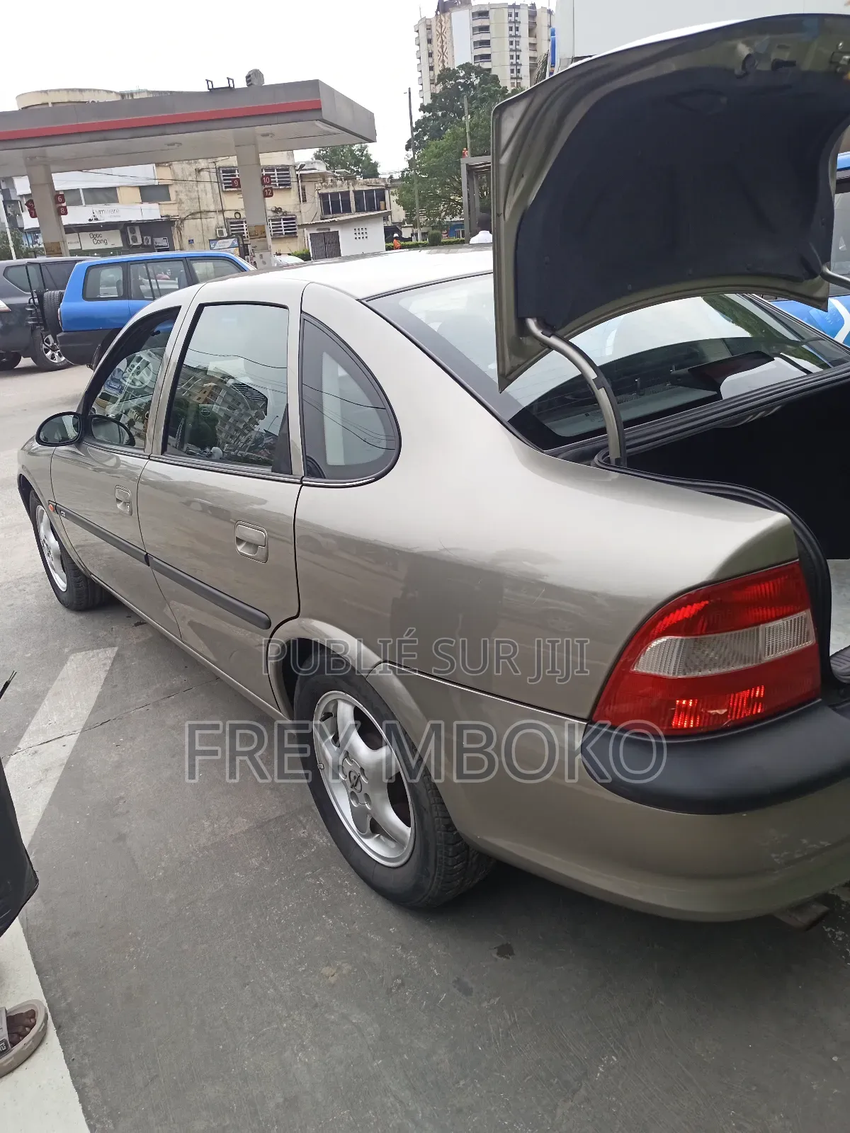 Opel Vectra Break 1.6 2000 Gris