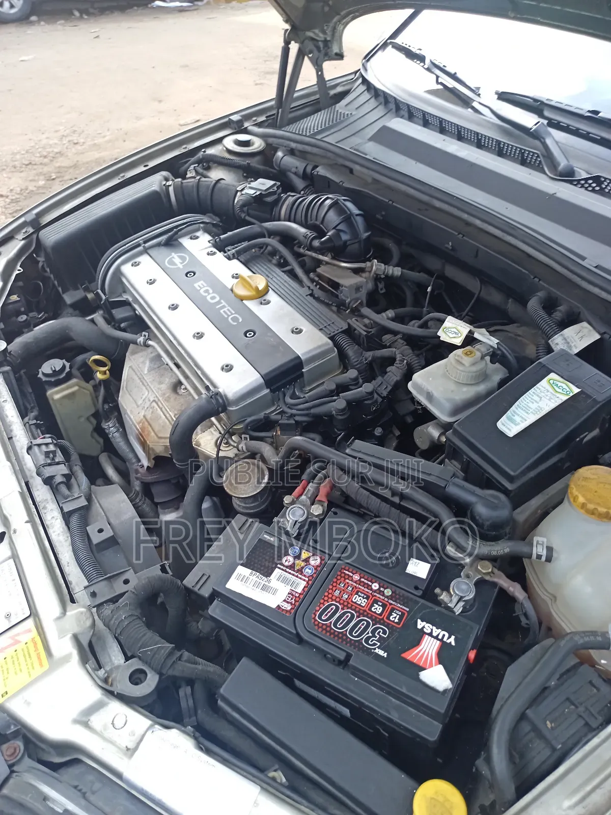 Opel Vectra Break 1.6 2000 Gris