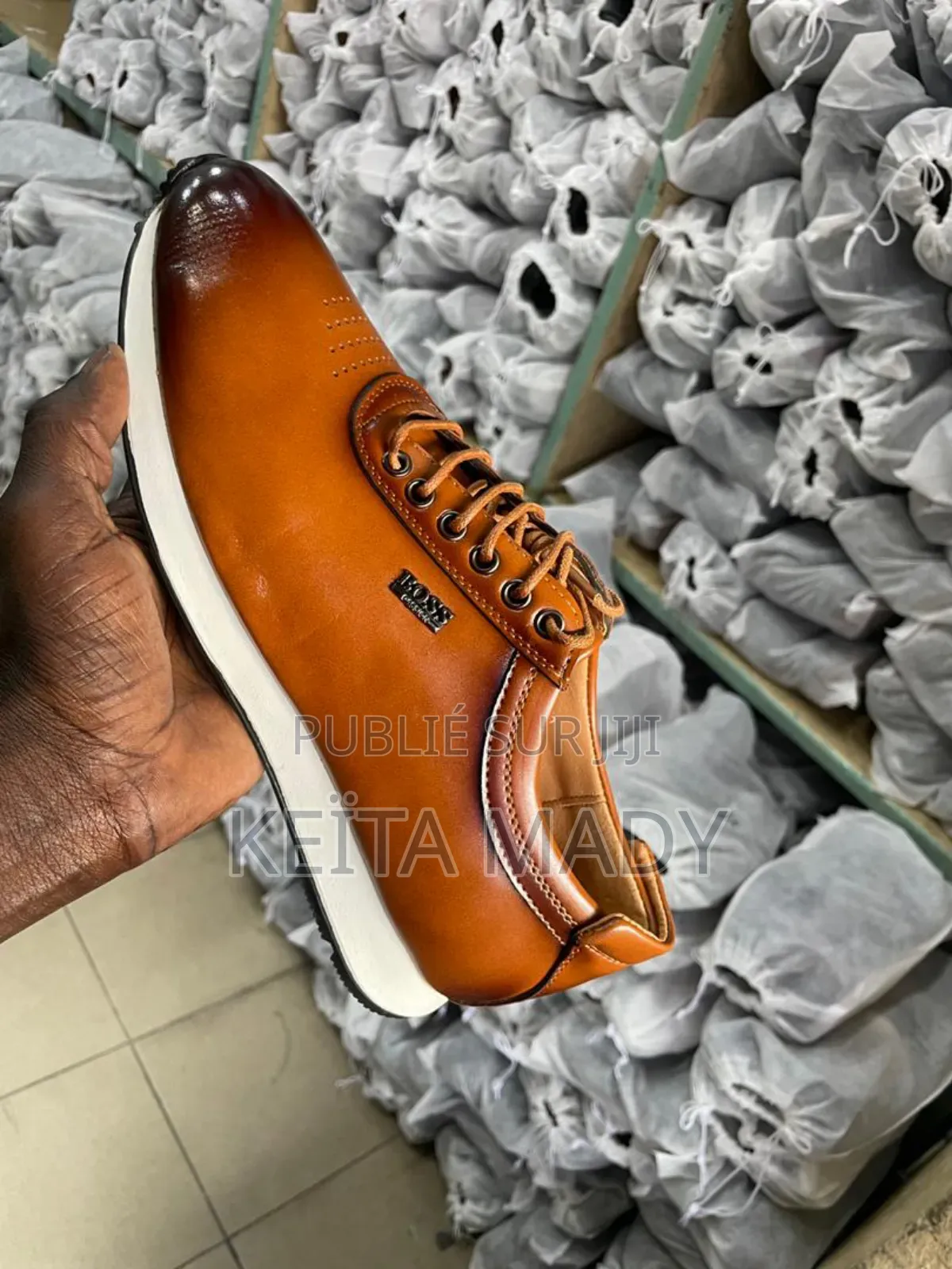 Des Chaussures Fermées