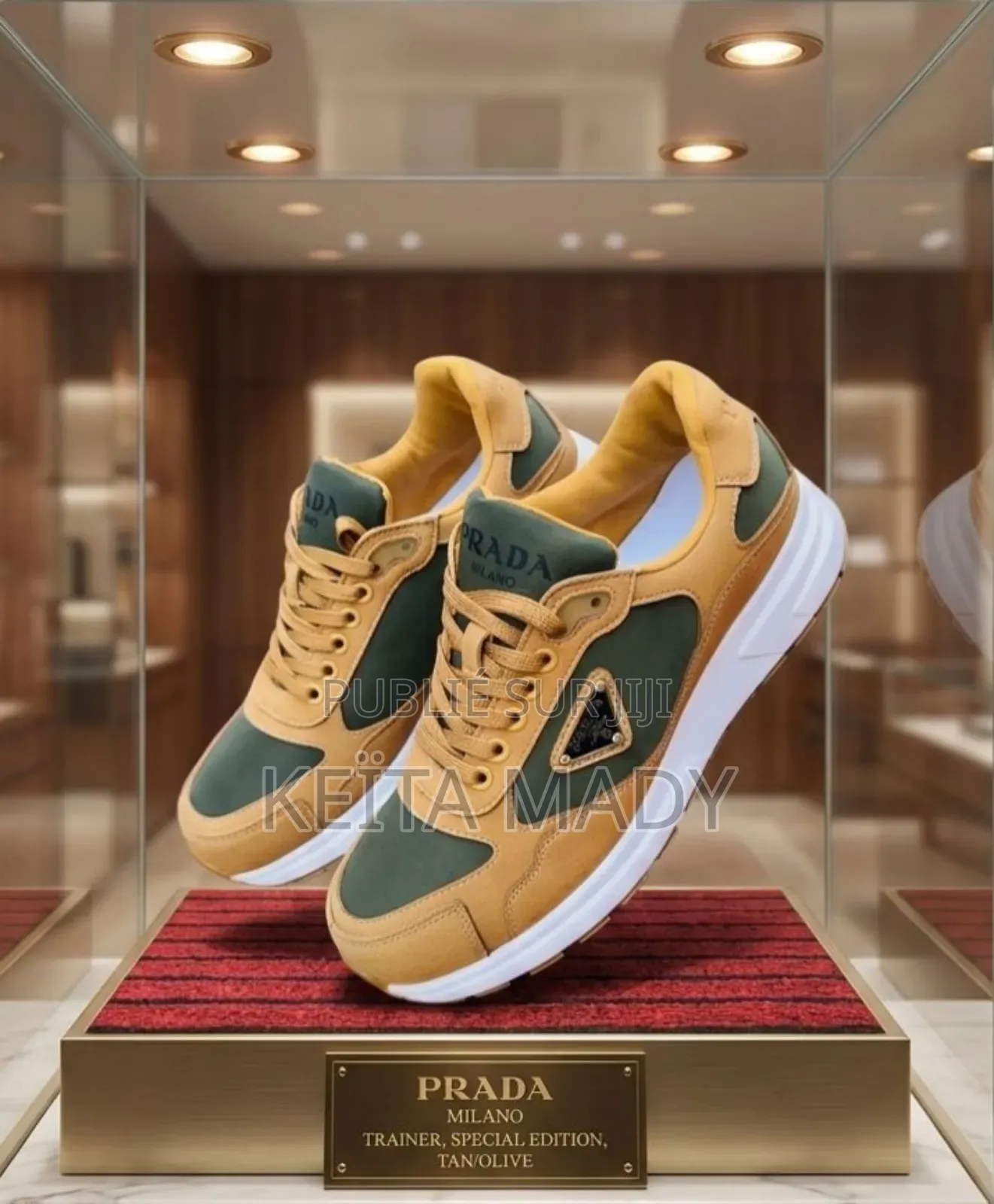 Des Chaussures Fermées