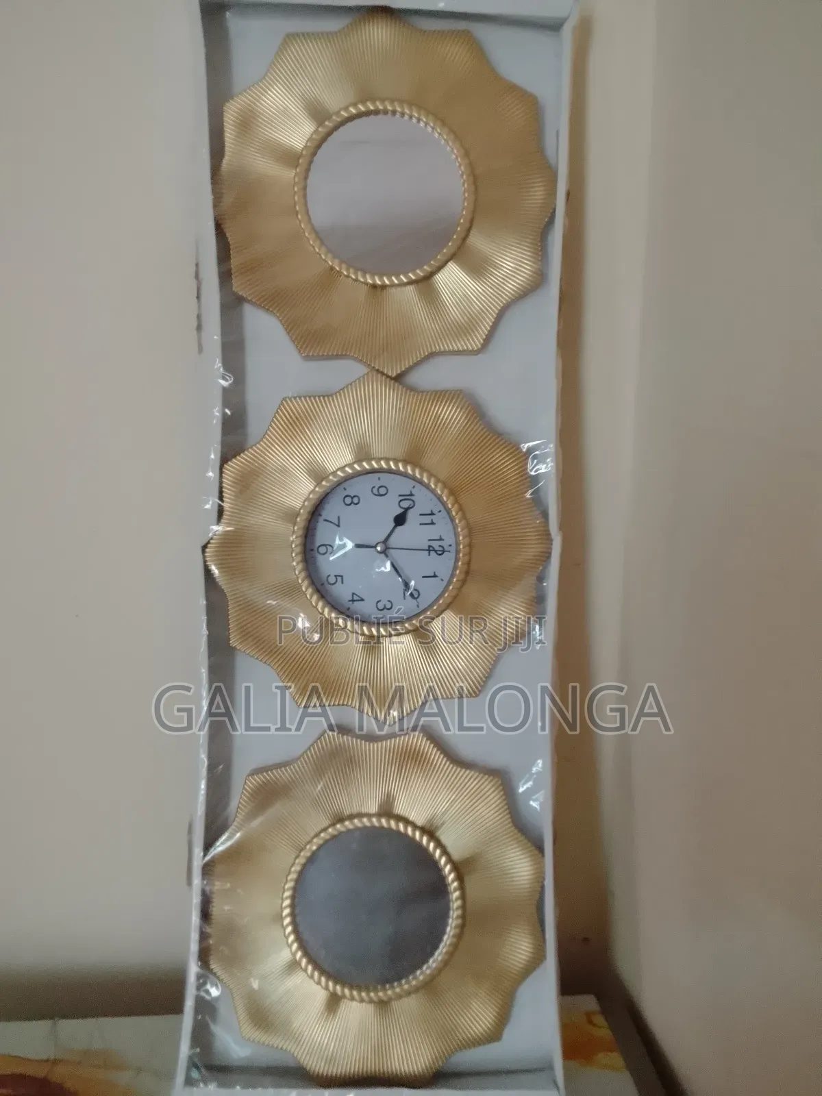 Miroir De Décoration Et Horloge