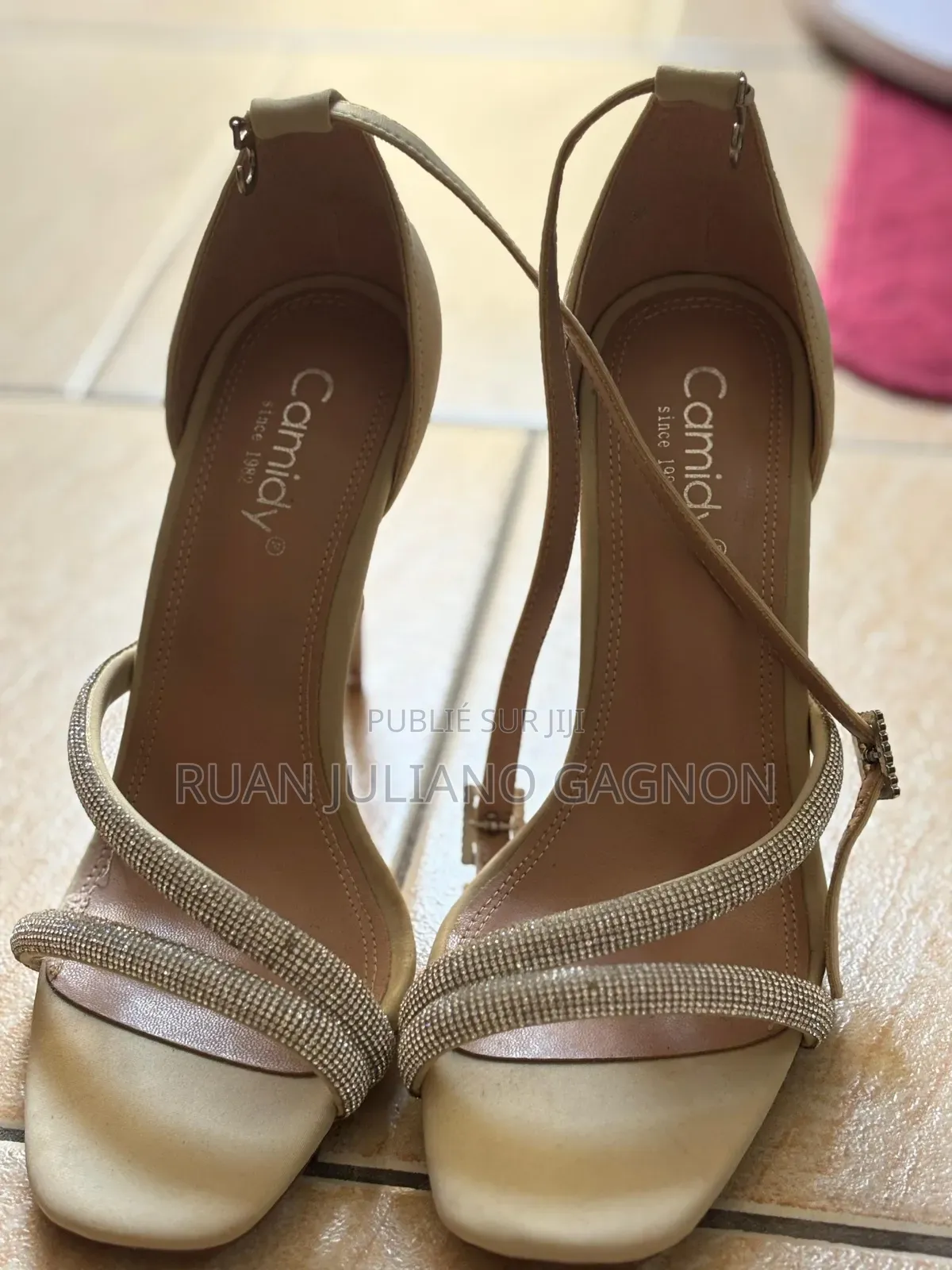 Chaussures À Talons Hauts