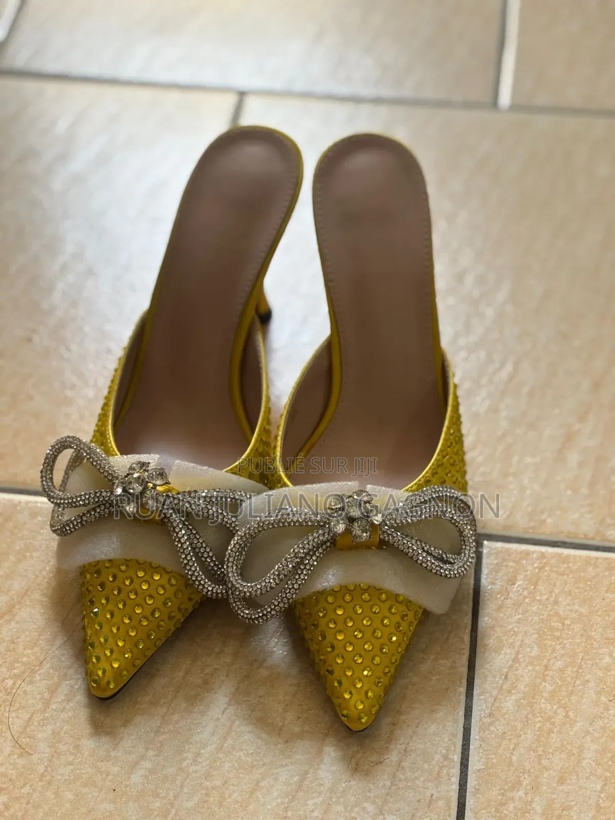 Chaussures À Talons Hauts