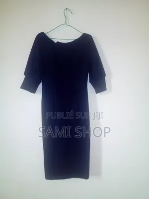 Robe Bleue Marine Incontournable