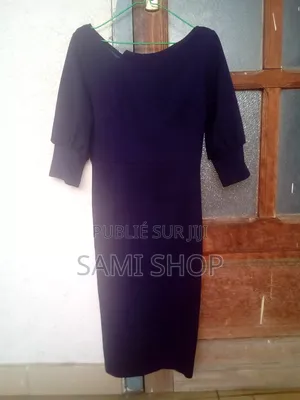 Robe Bleue Marine Incontournable