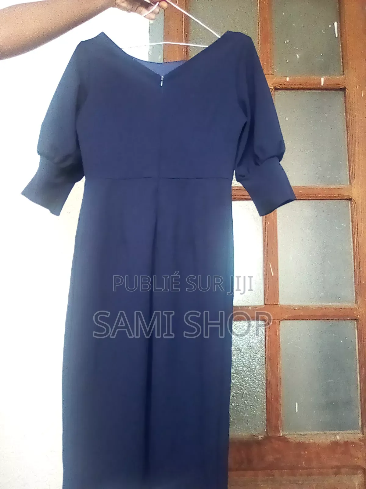 Robe Bleue Marine Incontournable