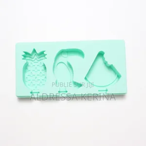 Moules À Creme Glacee