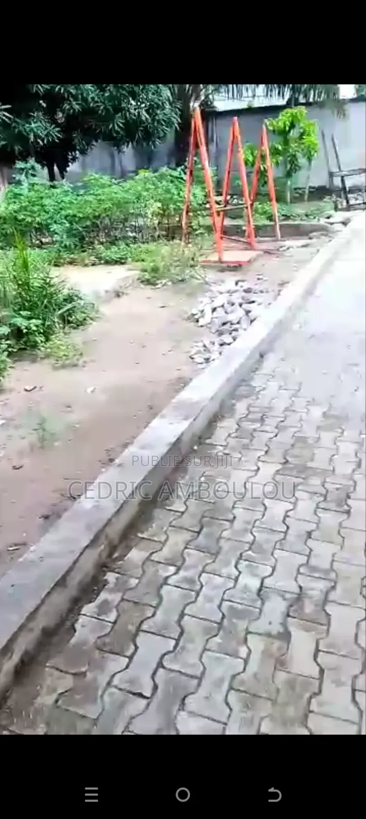 Parcelle Avec Maison À Vendre 400m2 Document Complet Quartier Kintélé