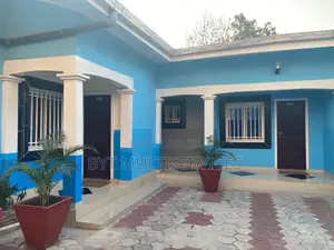 Meublé Studio dans Studio Moderne, Tié-Tié à Louer